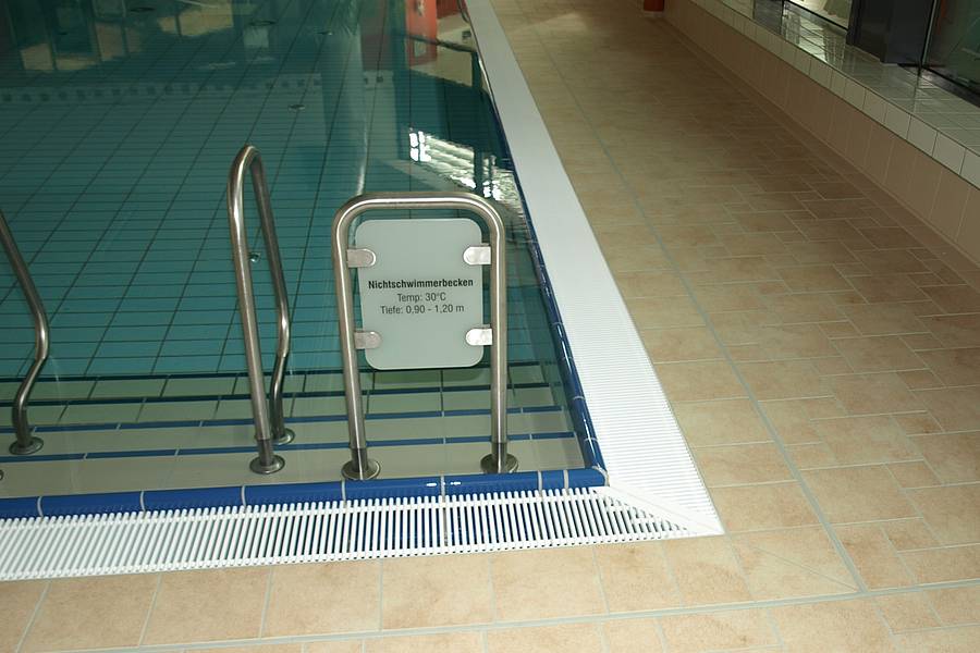 Weißenburg Mogetissa Therme - Steuler Pool Linings