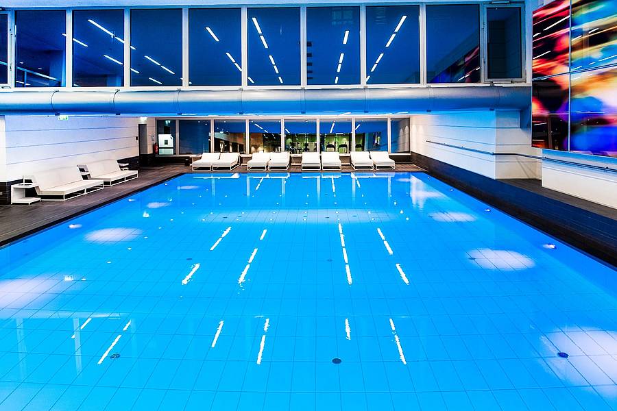 Berlin Pullmann Hotel Schweizerhof - Steuler Pool Linings