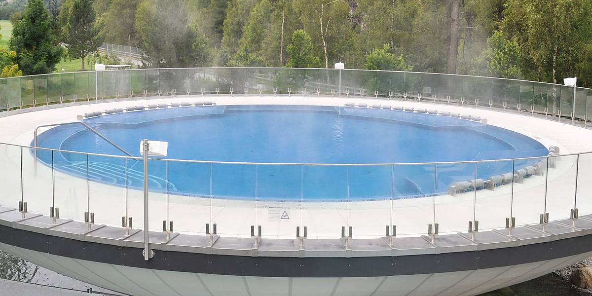 Laengenfeld Aquadome - Steuler Pool Linings