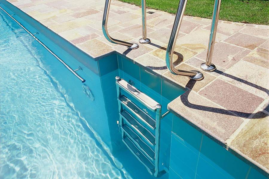 HB outdoor pool P03 - Steuler Pool Linings