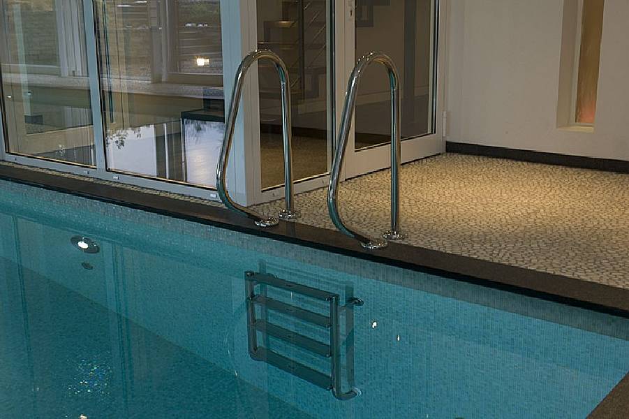 NRW indoor pool P07 - Steuler Pool Linings