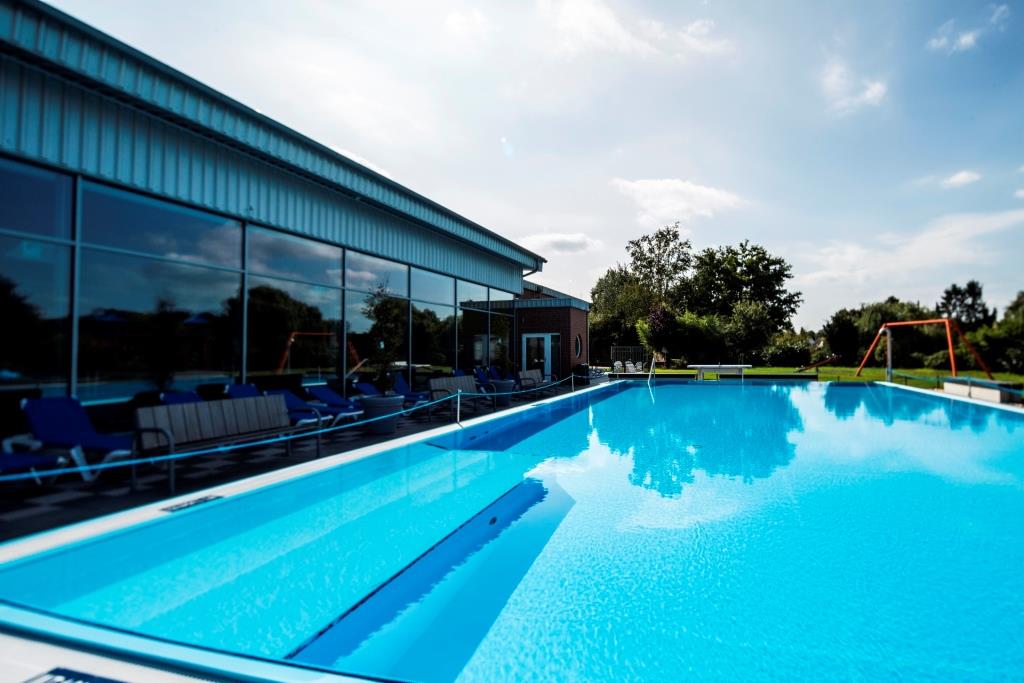 Neuenhaus Dinkelbad - Steuler Pool Linings