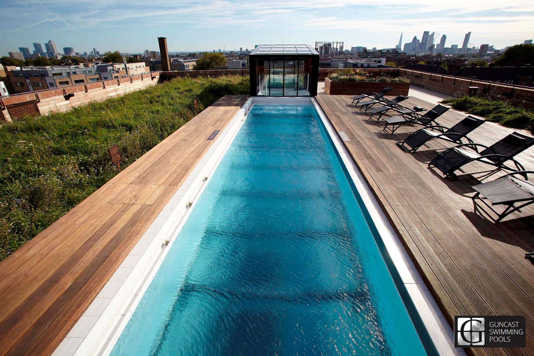 London roof pool - Steuler Pool Linings