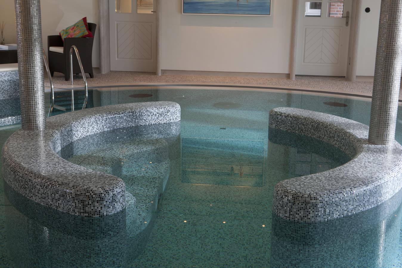 NSH indoor pool P12 - Steuler Pool Linings